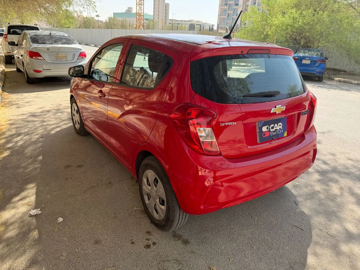 Car image 7