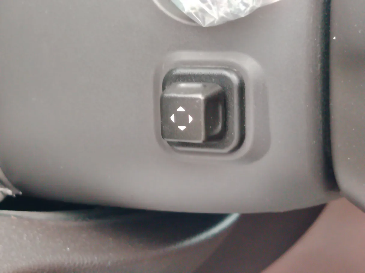 Car image 29