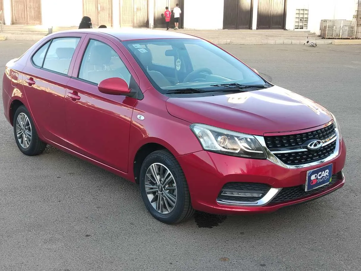 Car image 3