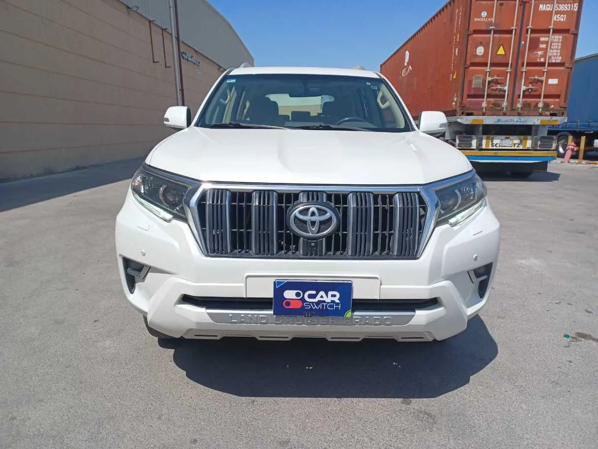 Car image 2
