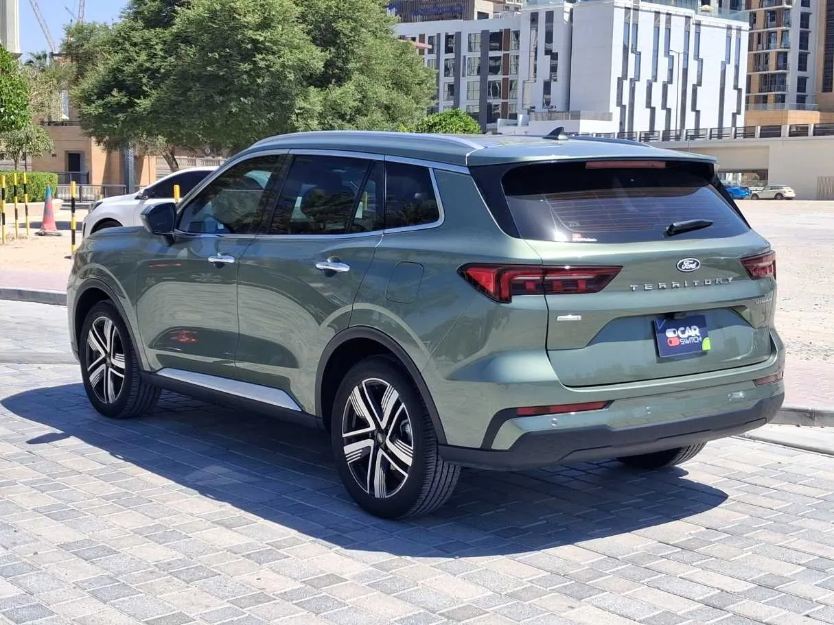 Car image 7