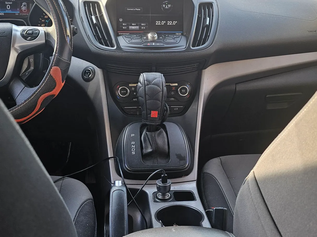 Car image 7