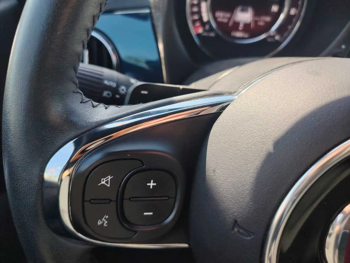 Car image 22