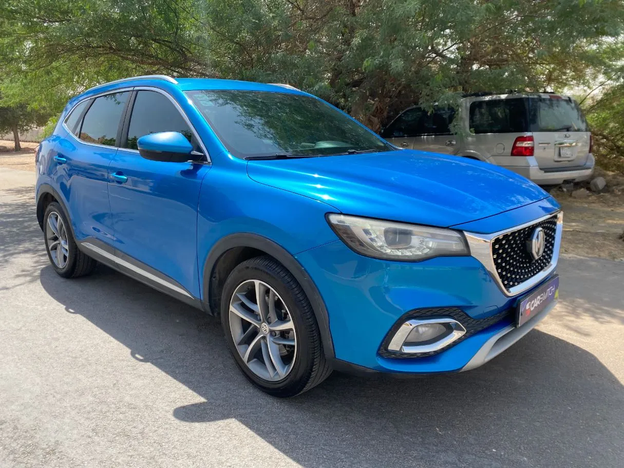 Car image 3
