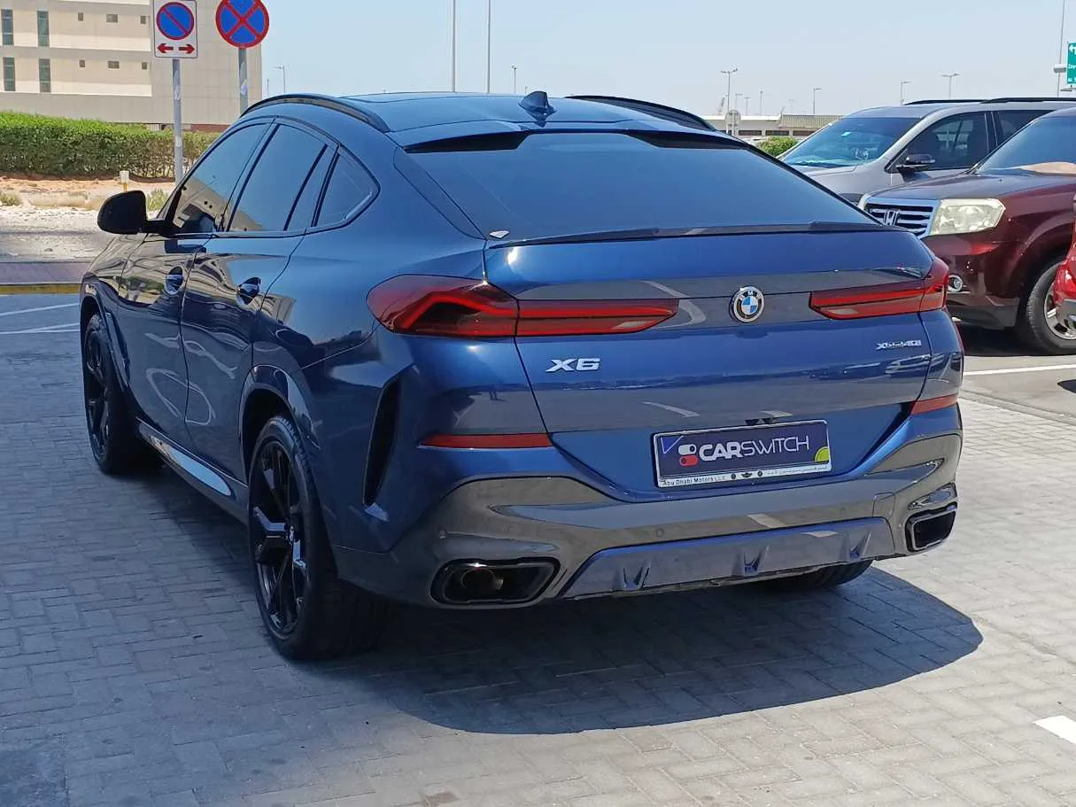 Car image 7