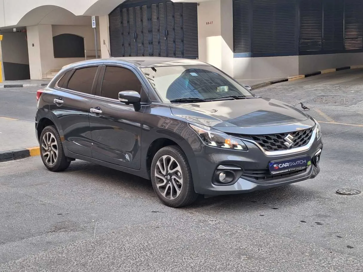 Car image 4