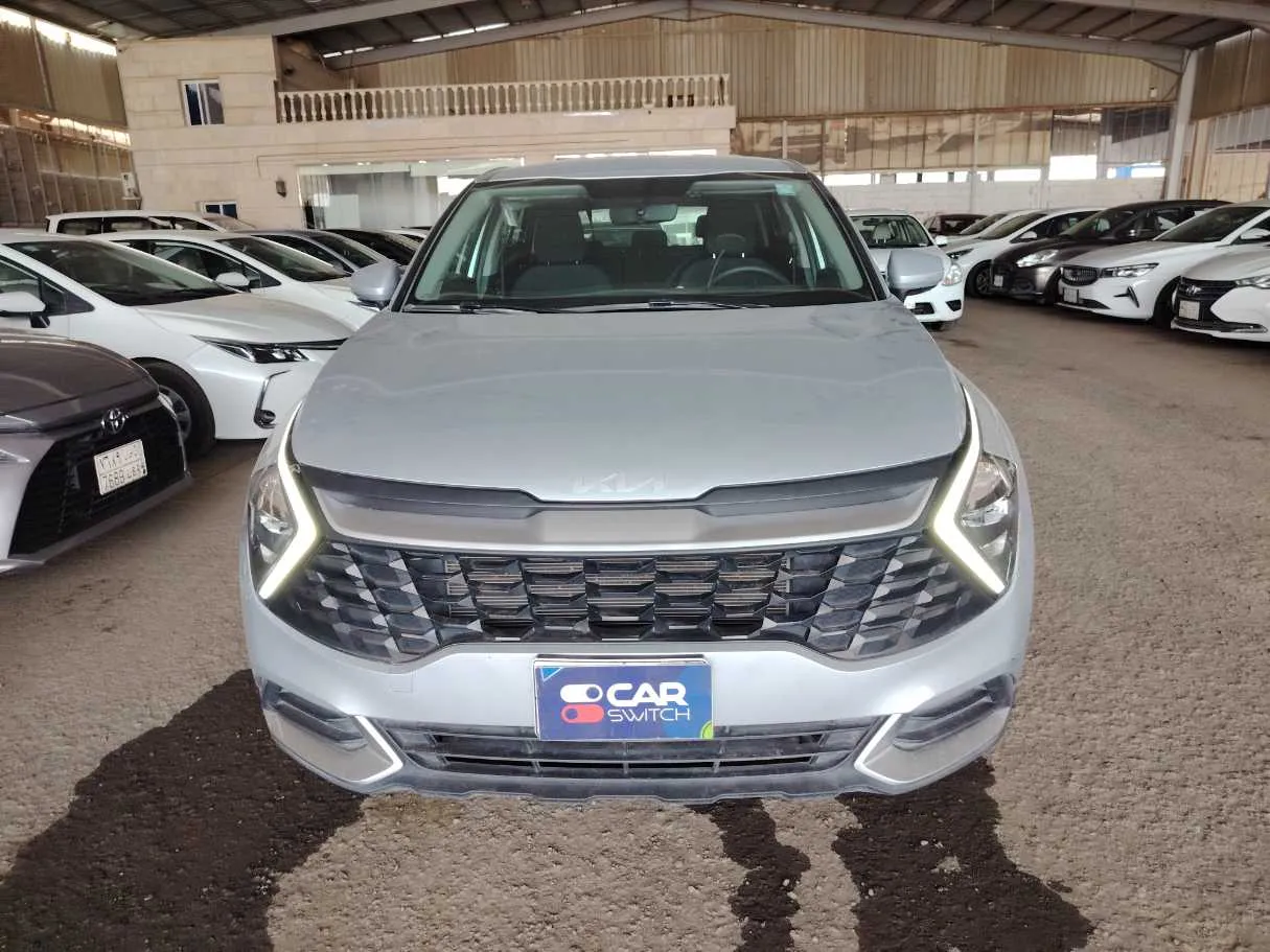 Car image 2