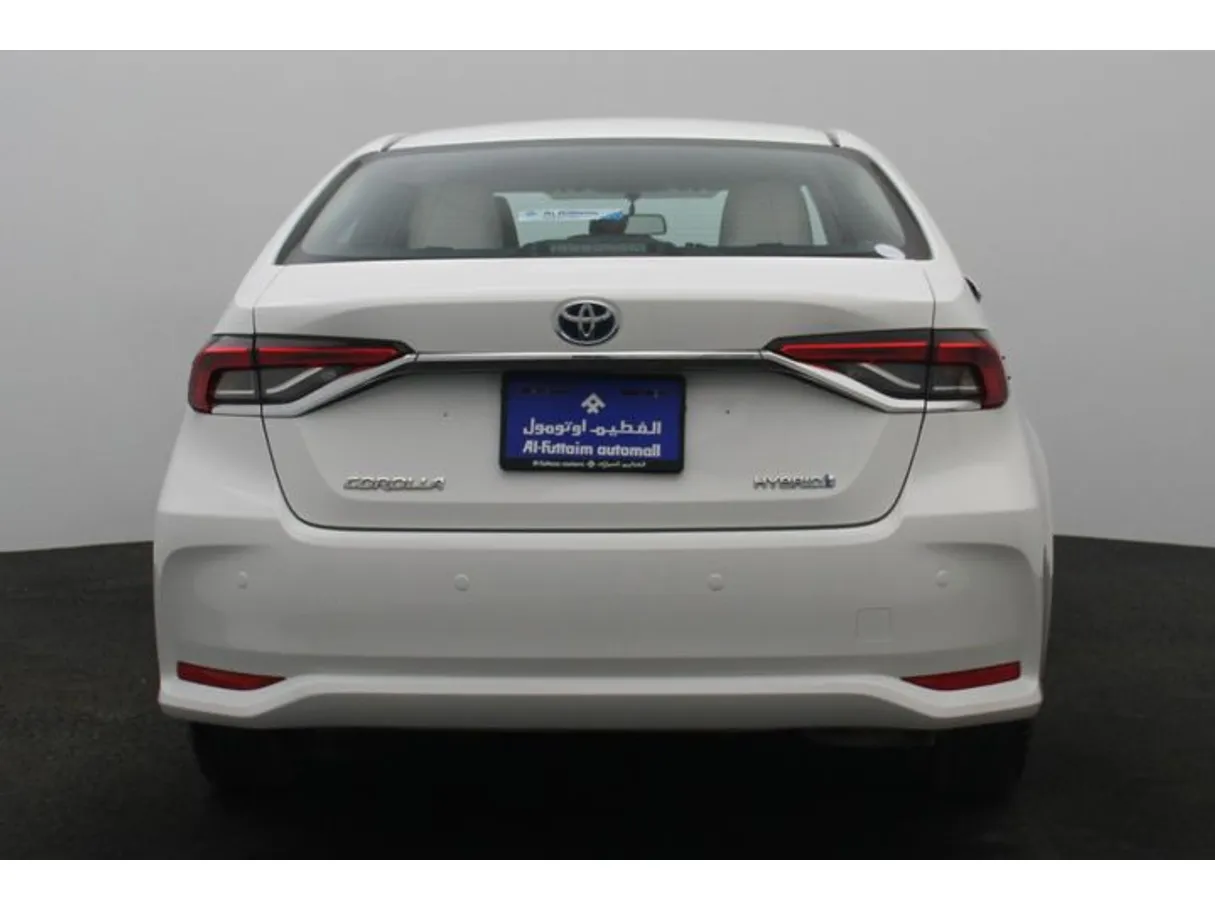 Car image 12