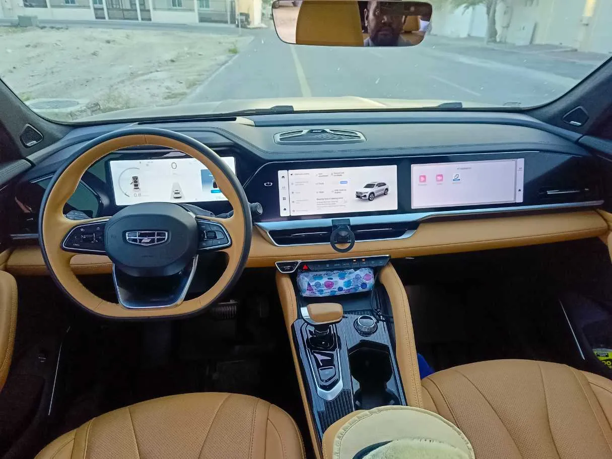 Car image 22