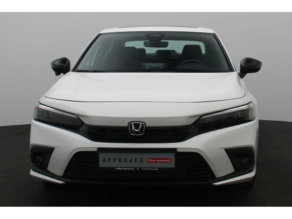 Car image 10