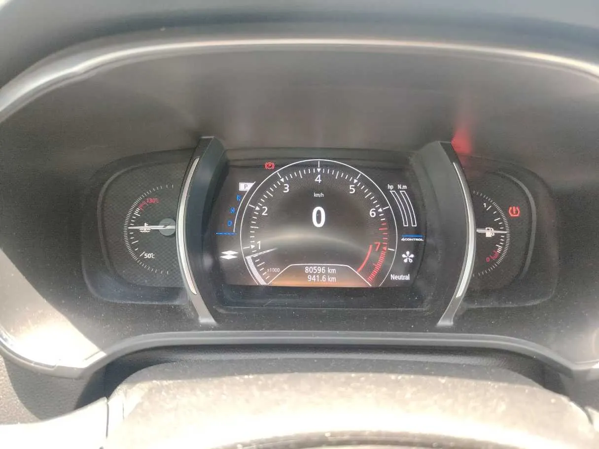 Car image 28