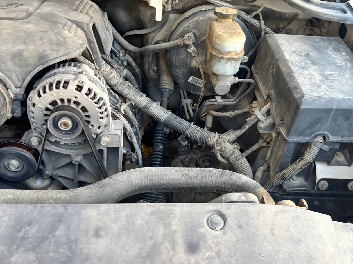 Car image 8