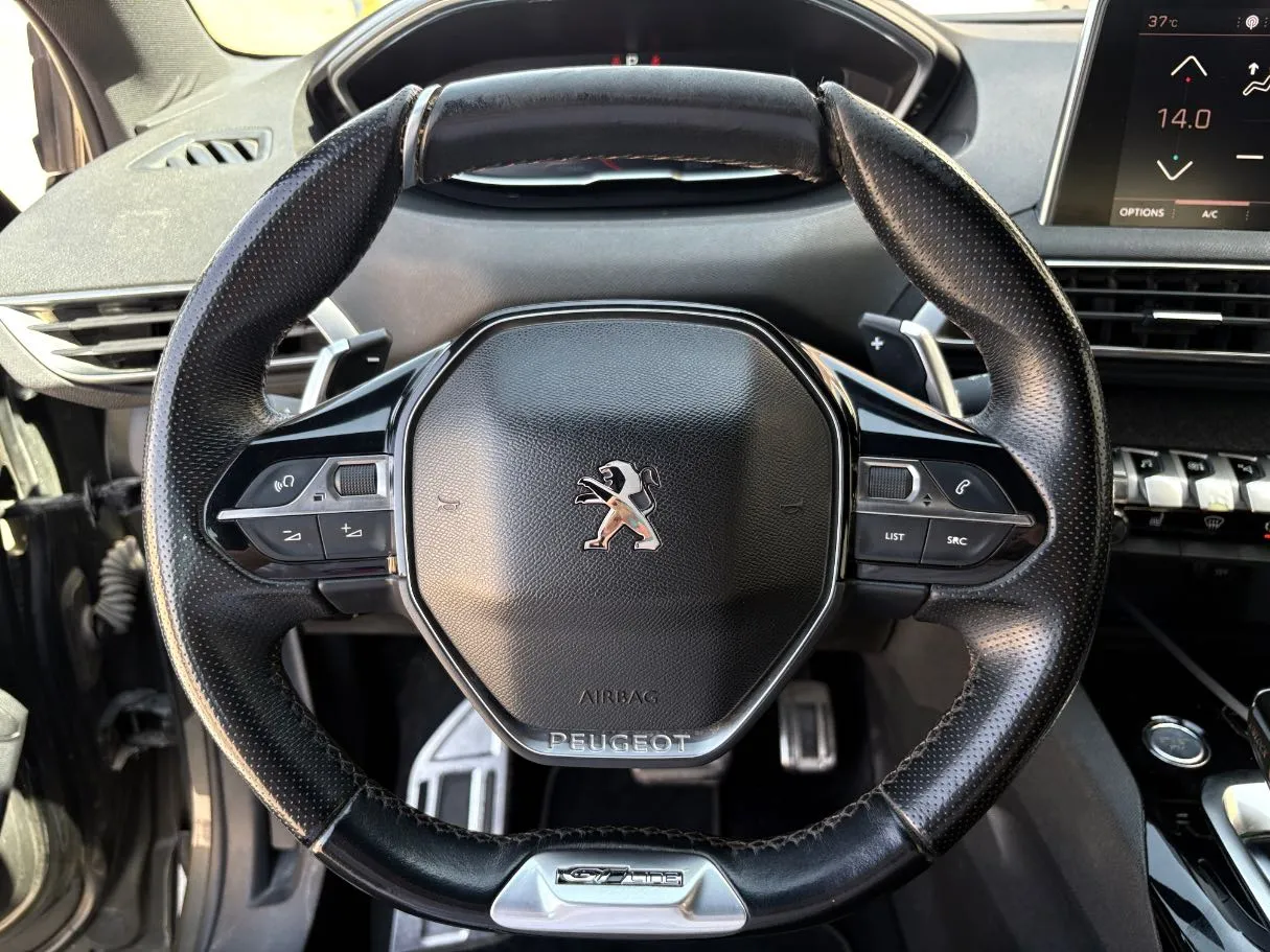 Car image 22