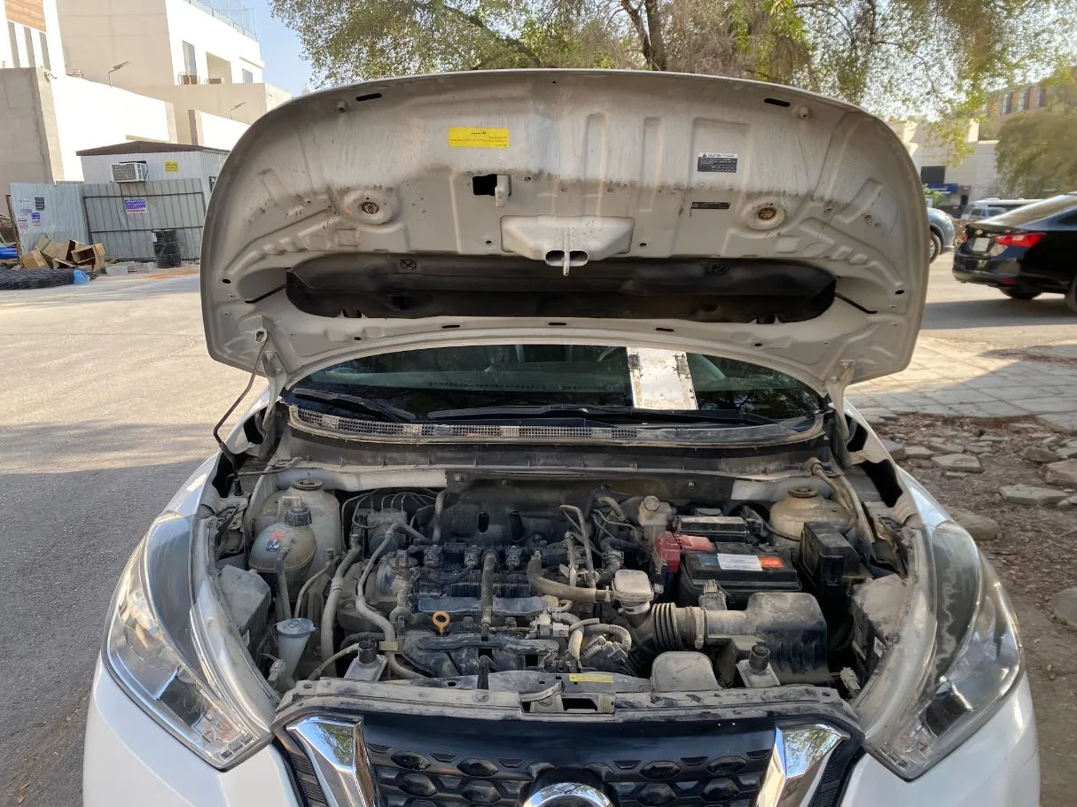 Car image 23