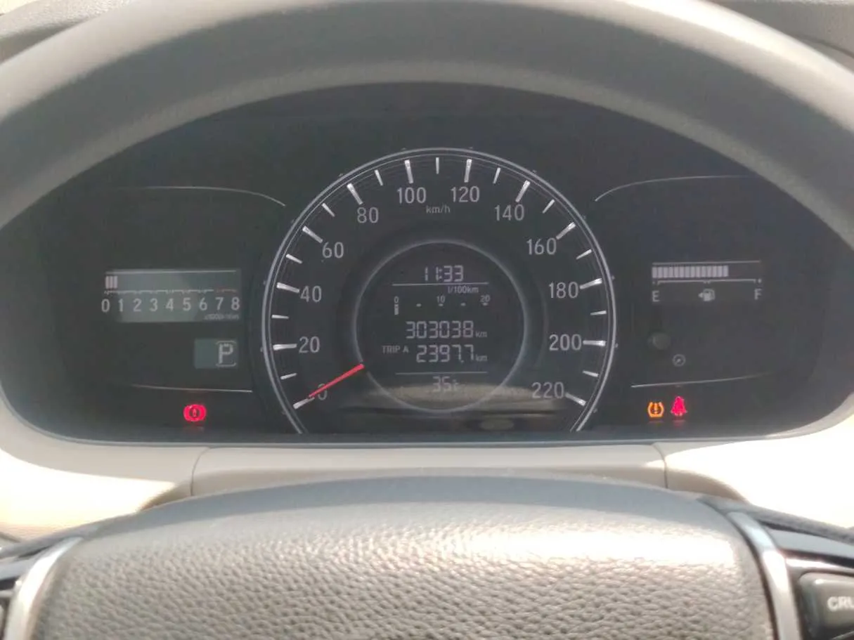 Car image 22