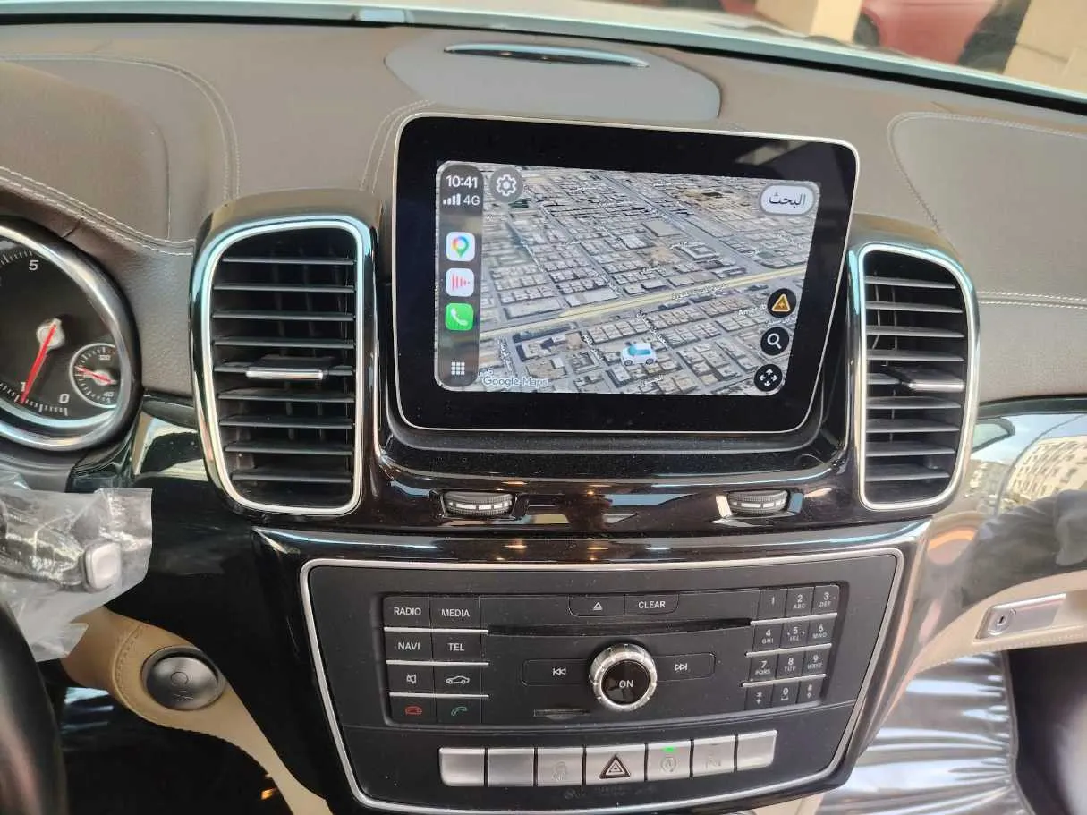 Car image 26