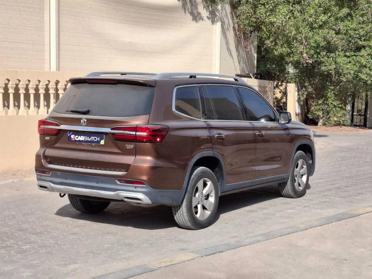 Car image 7