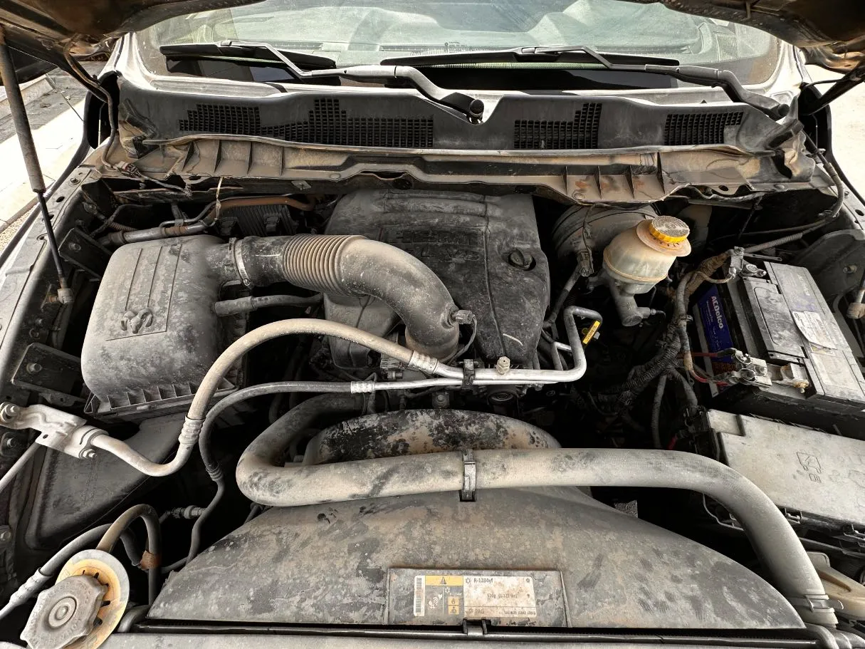 Car image 29