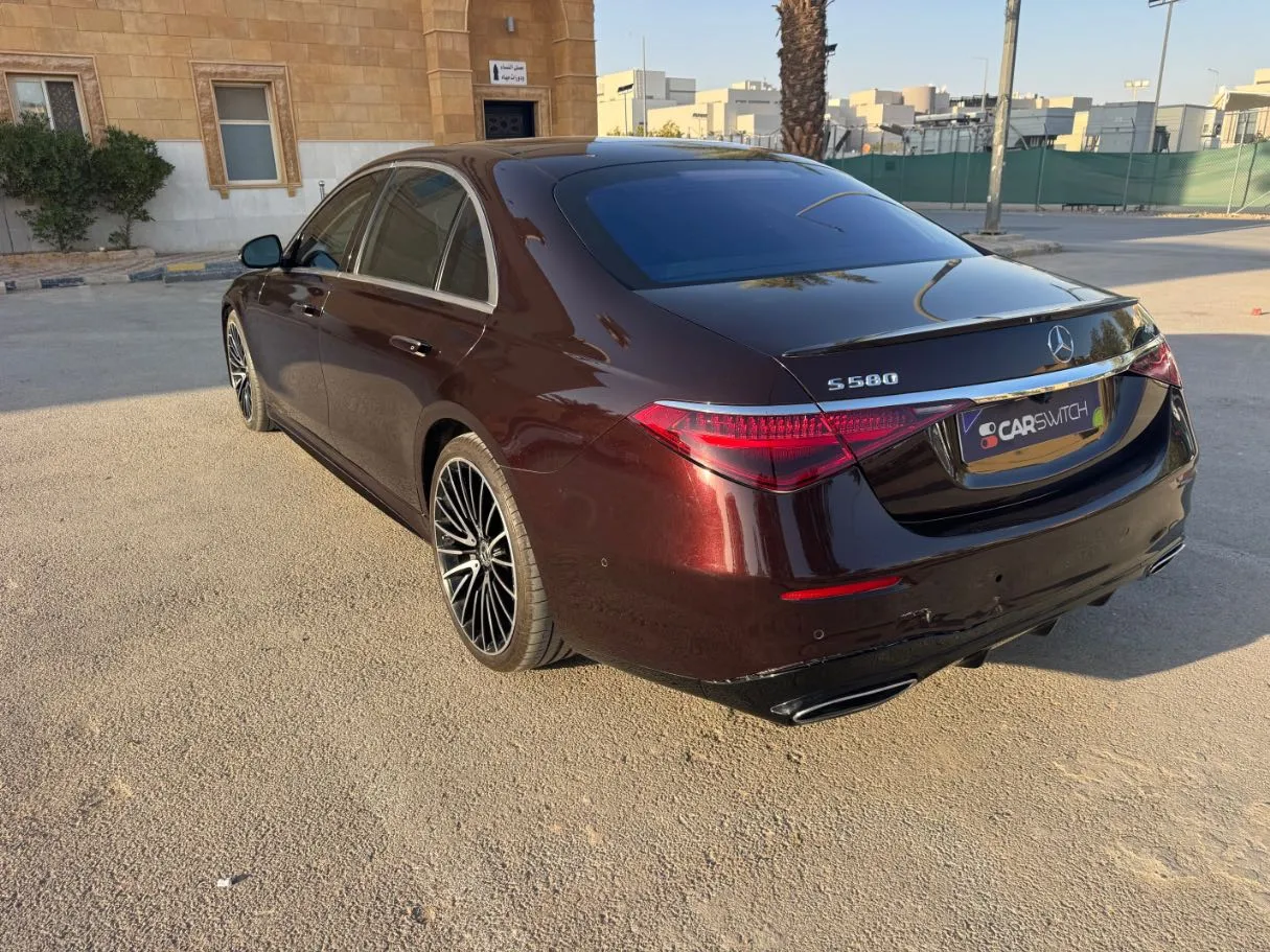 Car image 7