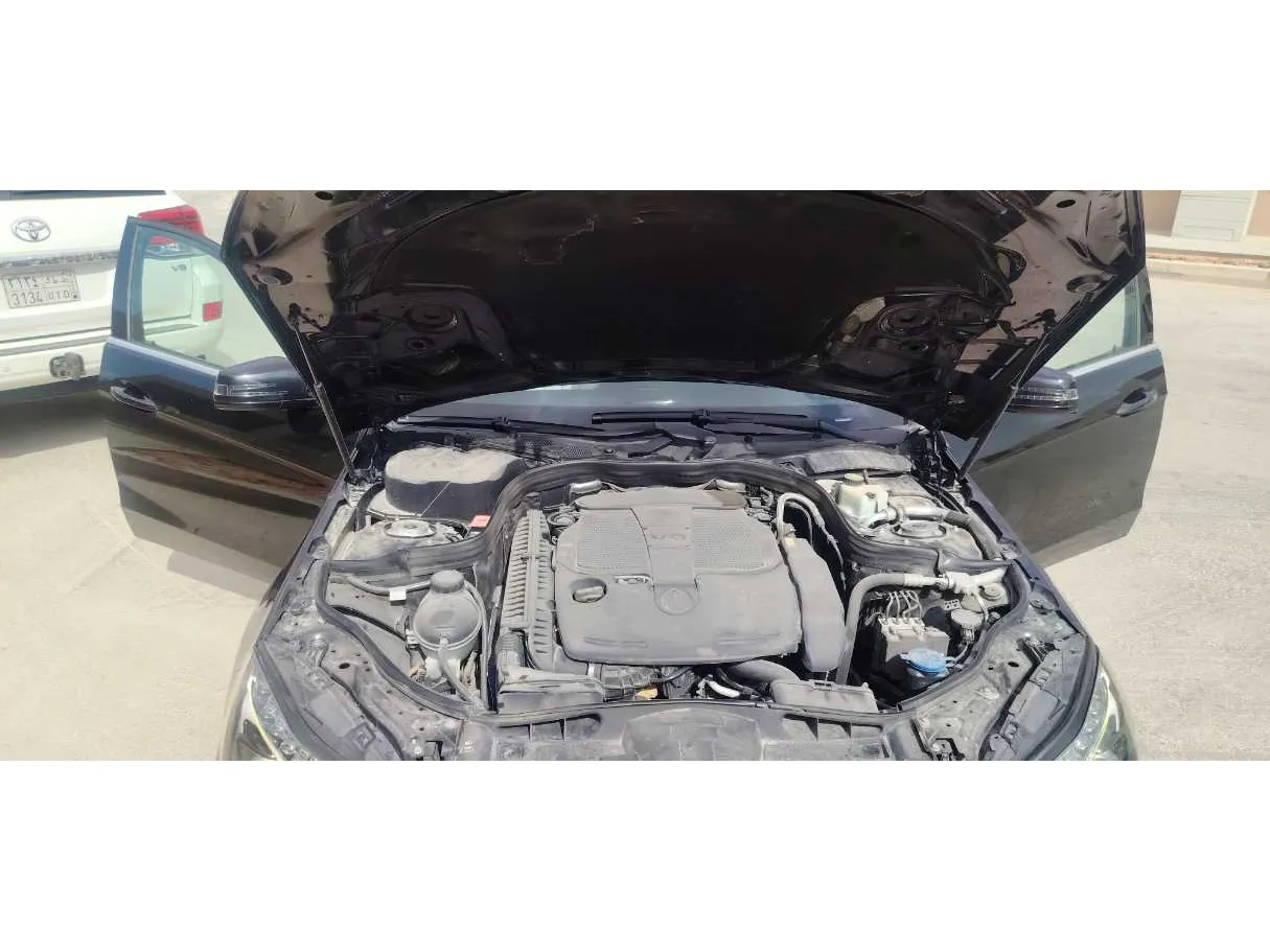 Car image 32