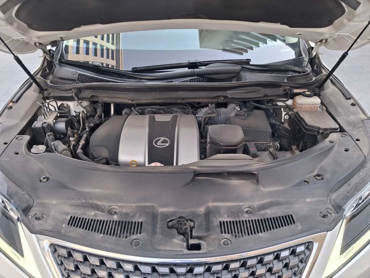 Car image 22
