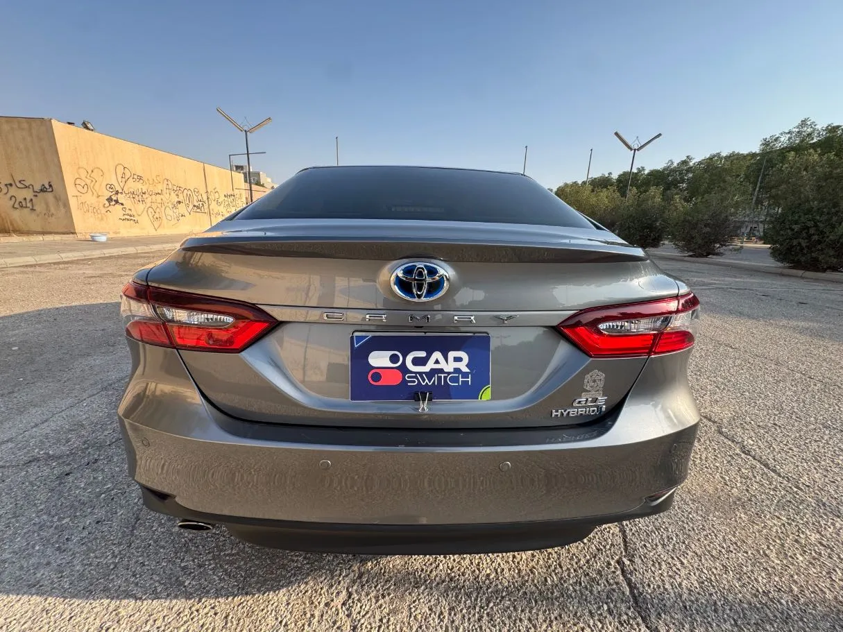 Car image 6