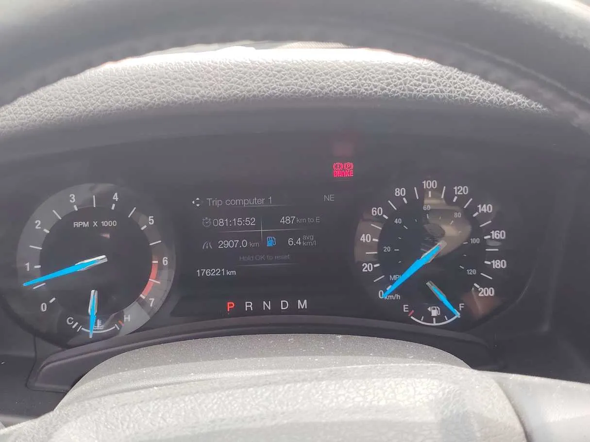 Car image 23