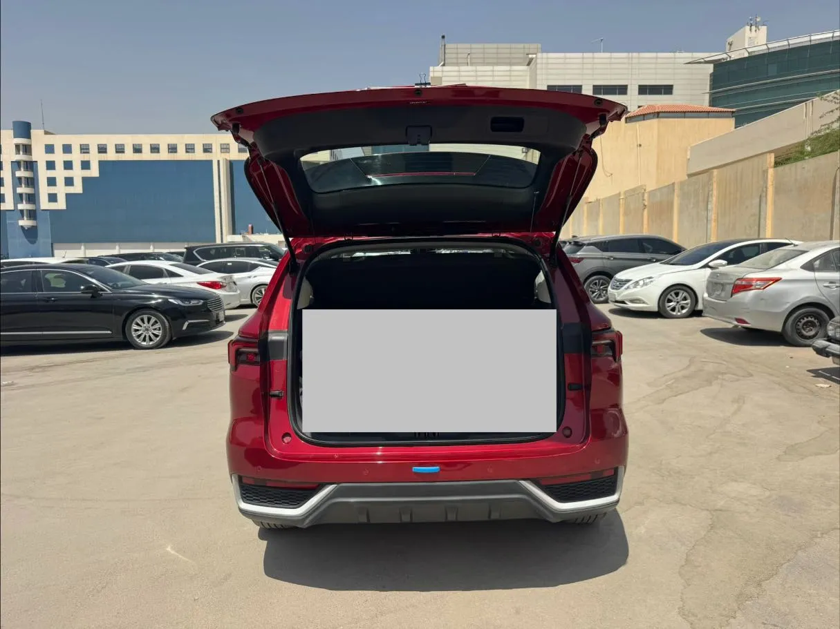 Car image 19