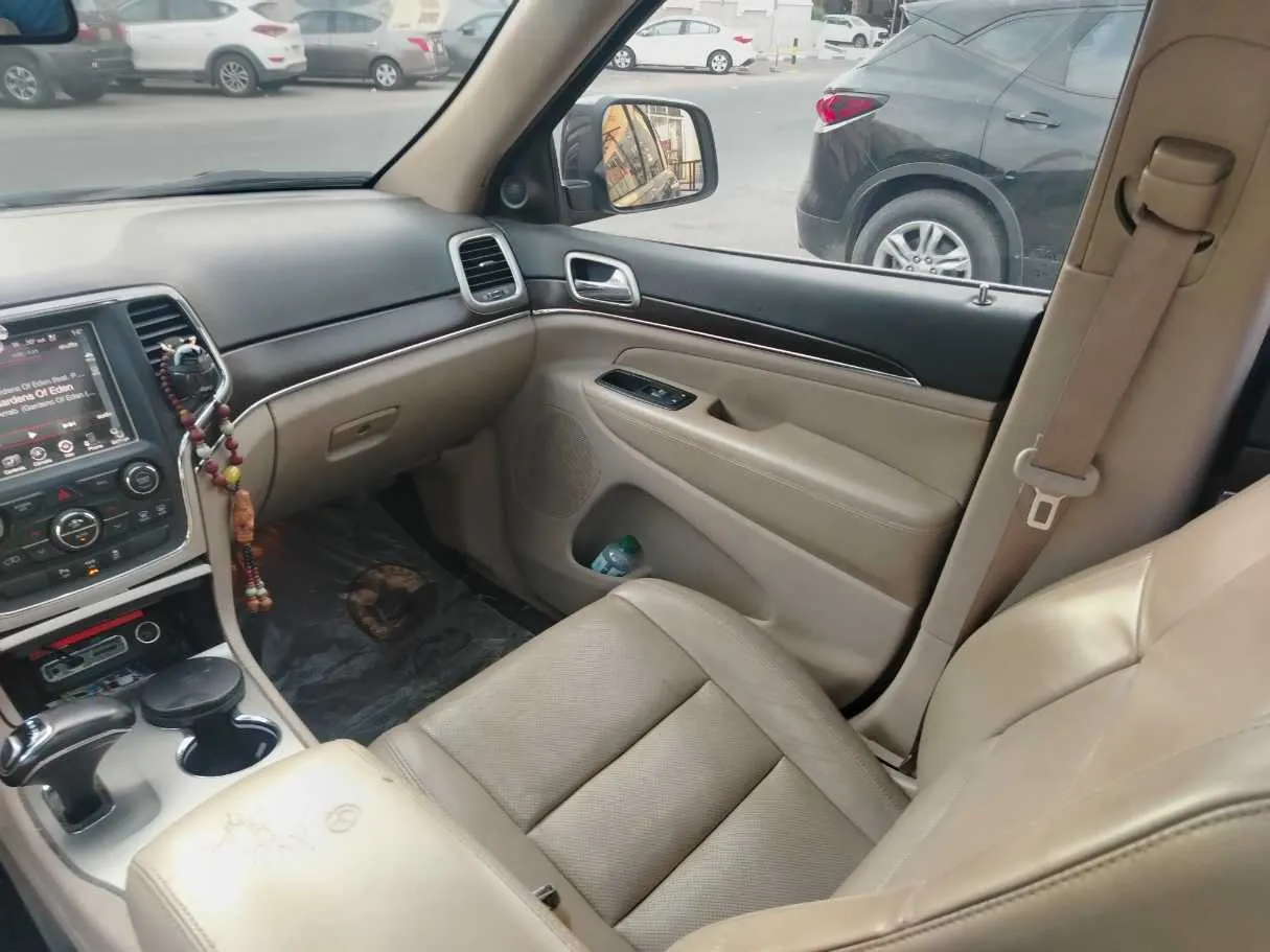 Car image 31