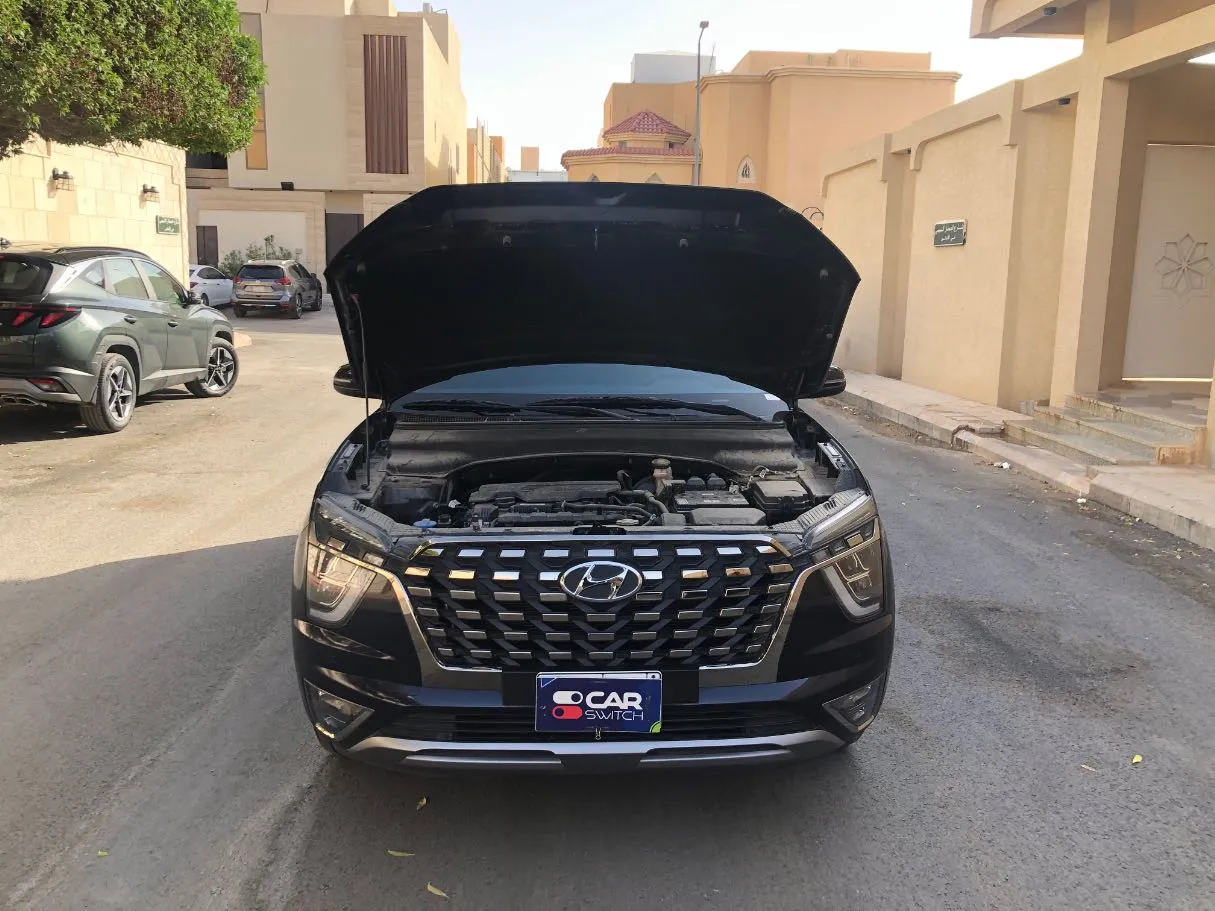Car image 24