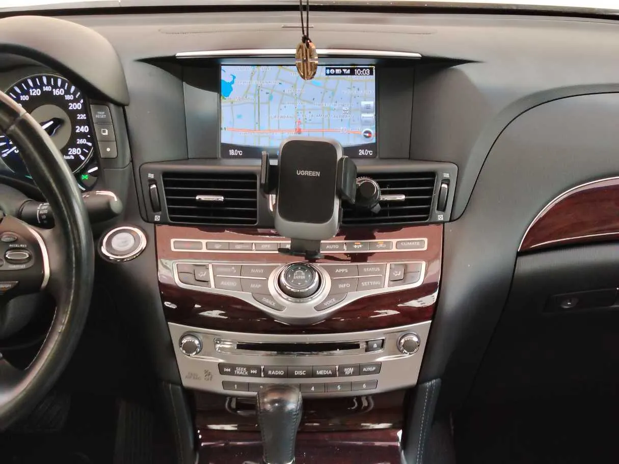 Car image 21