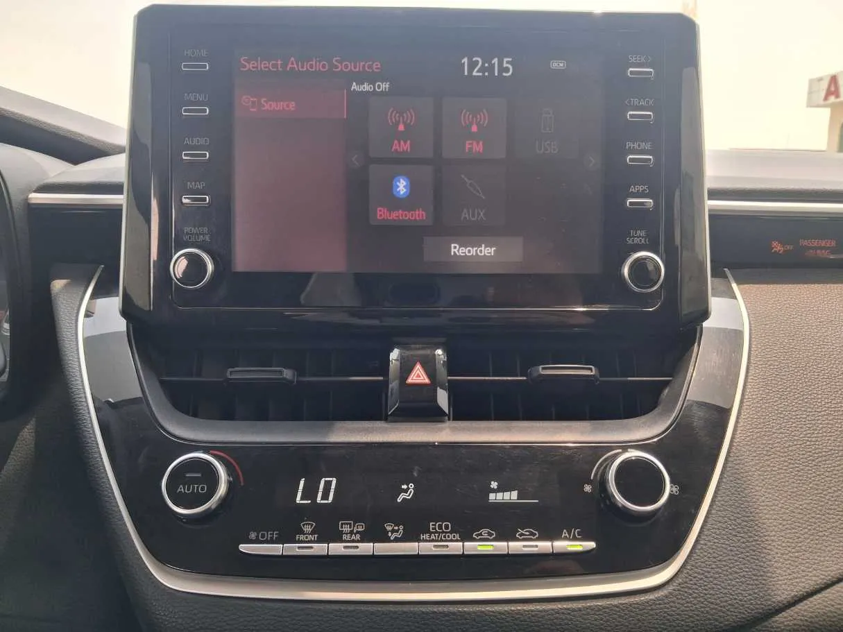 Car image 15