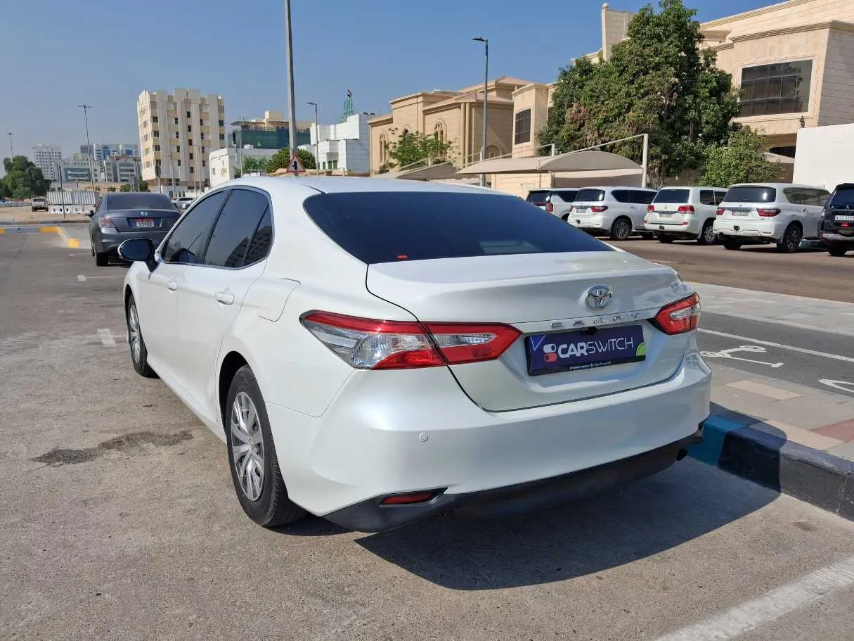 Car image 7