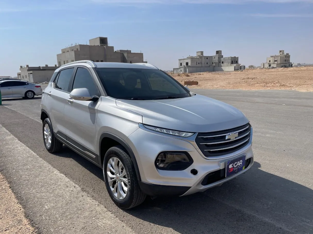 Car image 3
