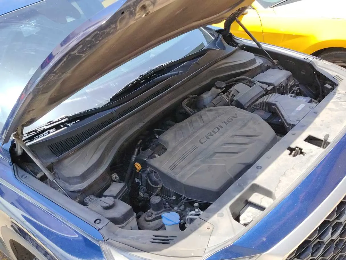 Car image 32