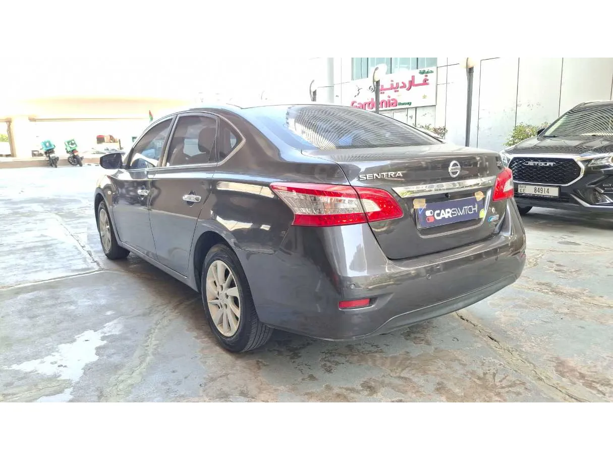 Car image 7