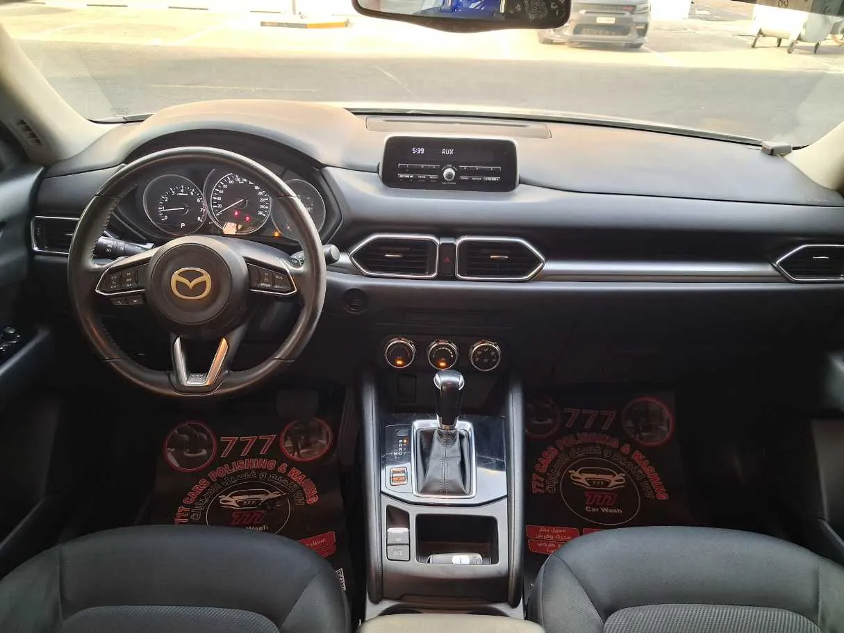 Car image 15