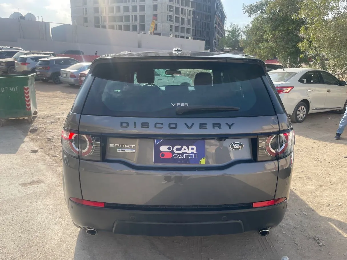 Car image 6