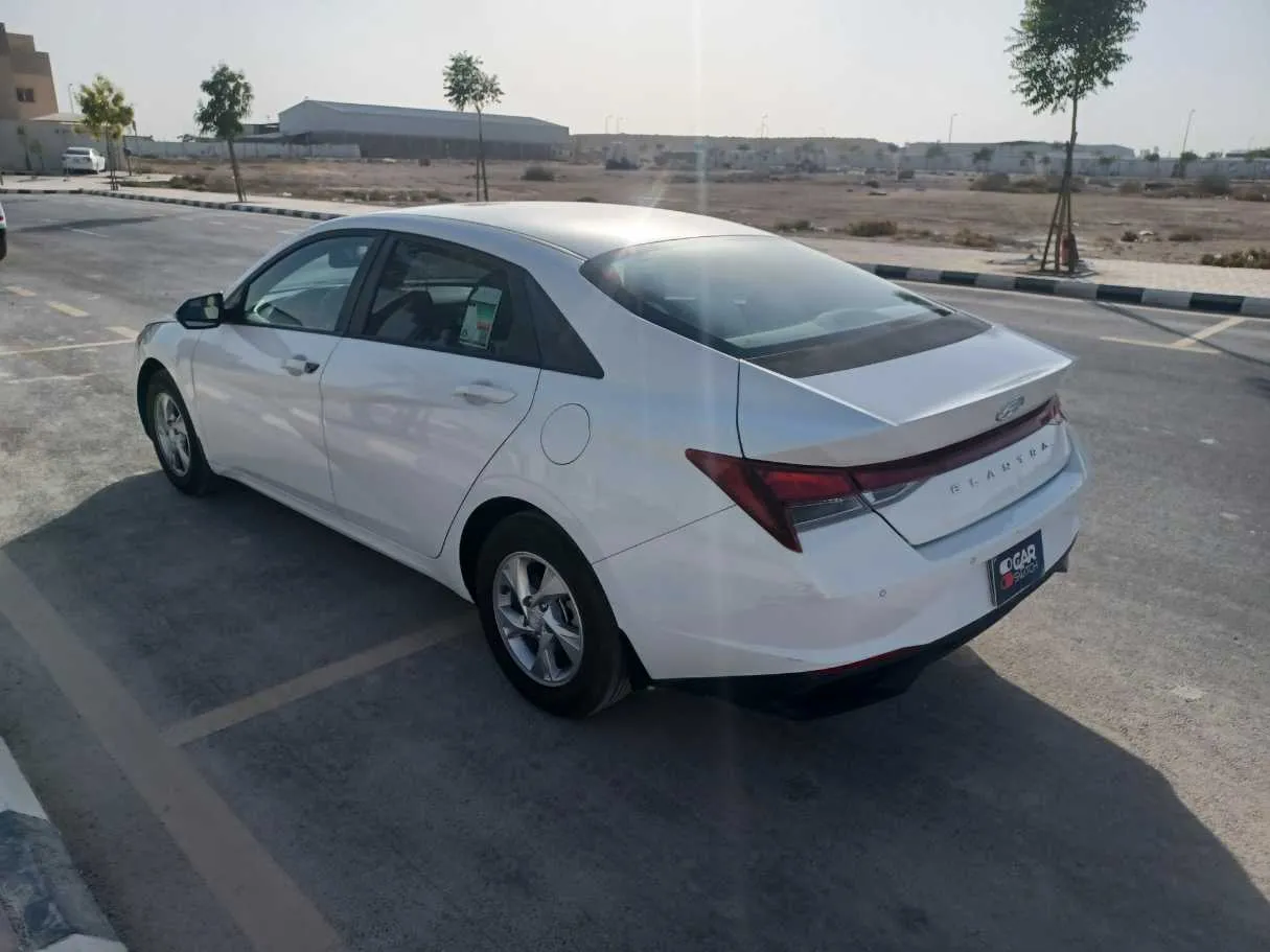 Car image 7