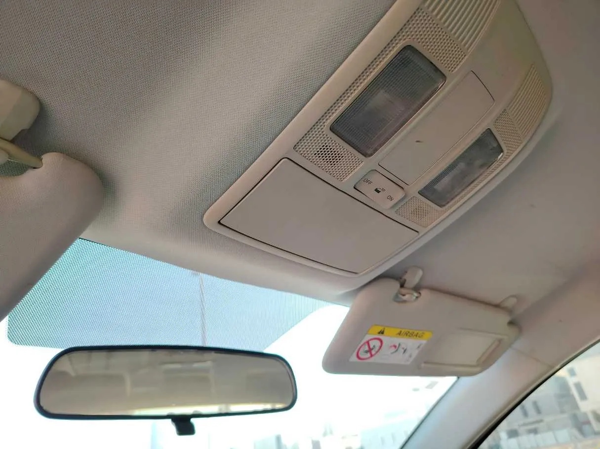 Car image 42