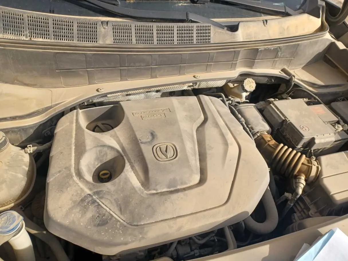 Car image 21