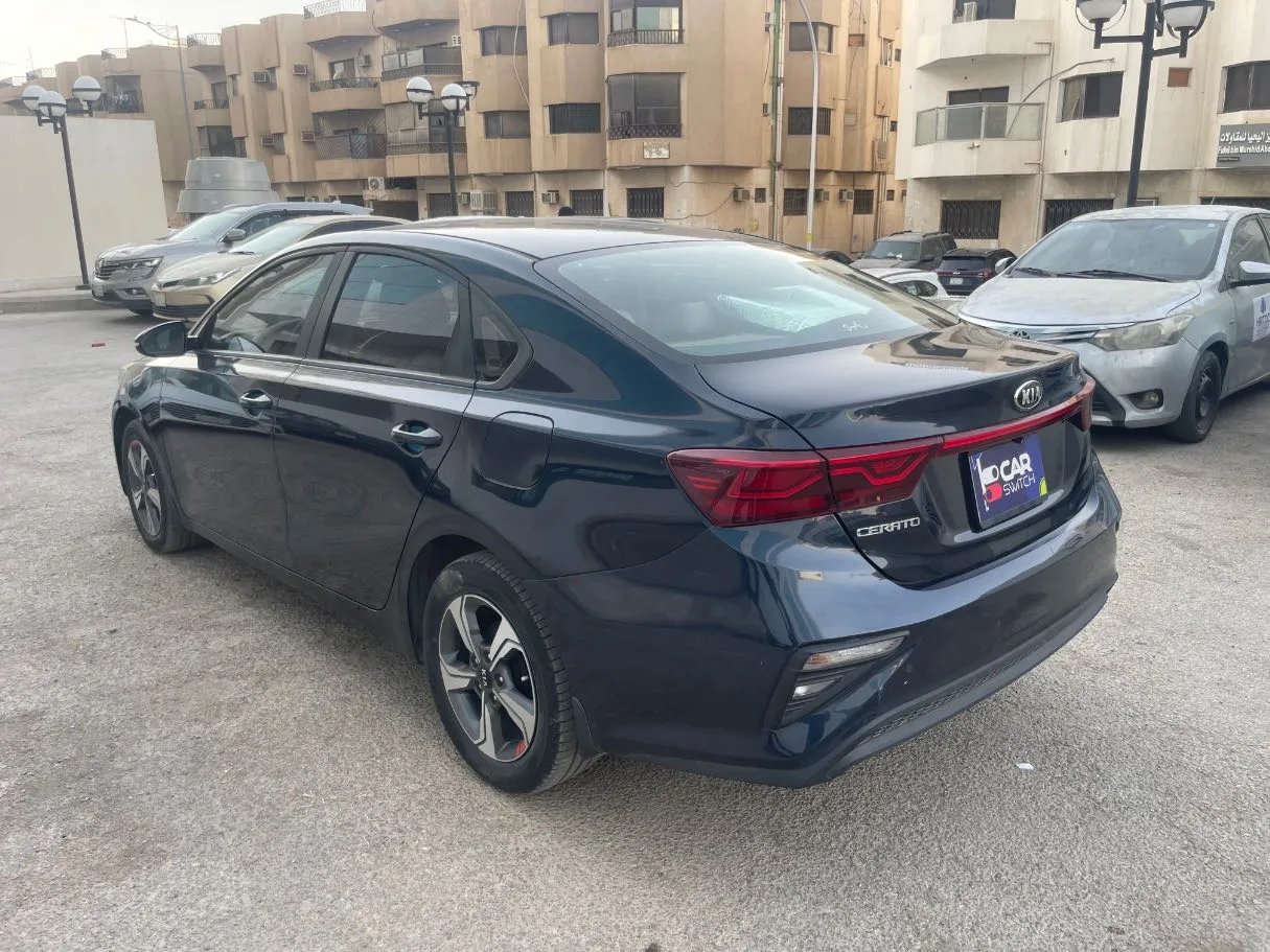 Car image 7