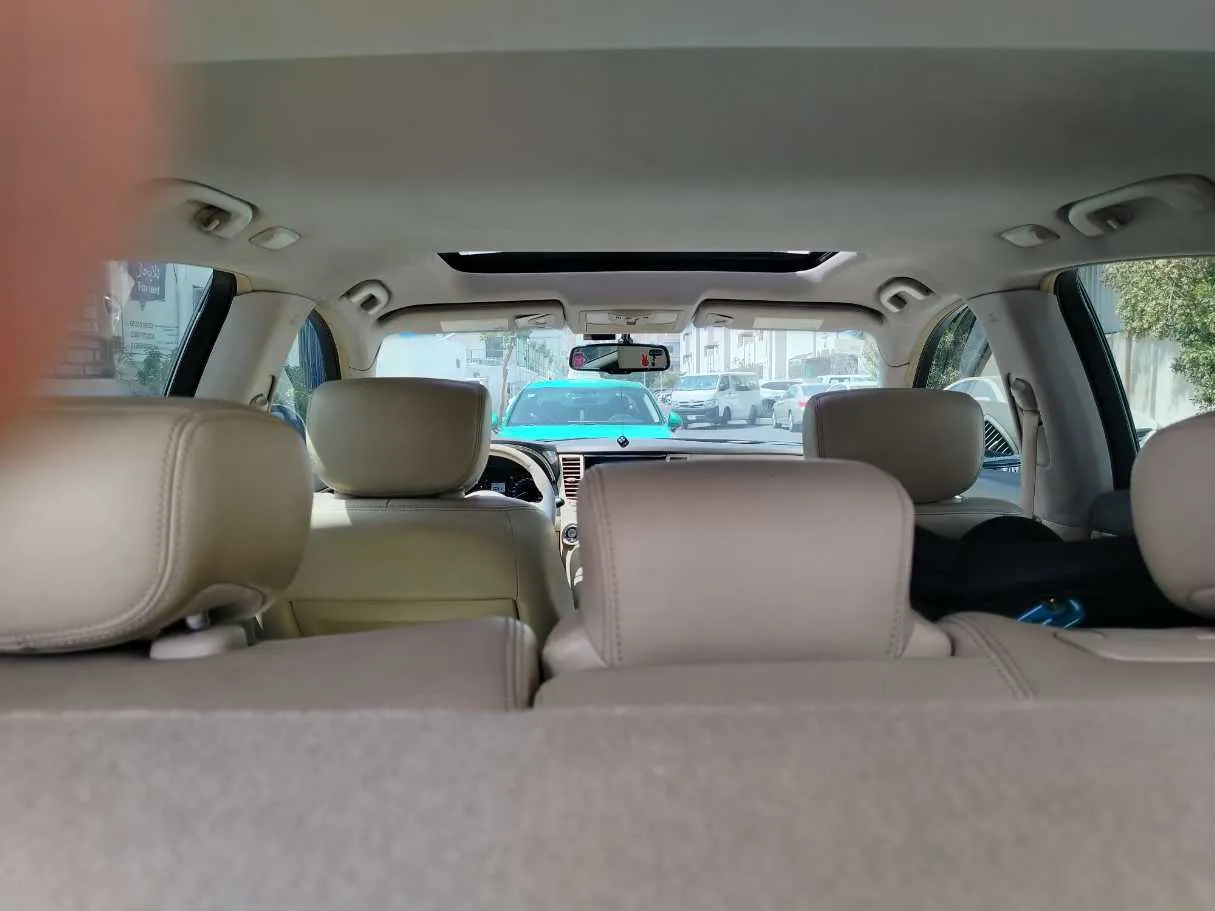 Car image 31