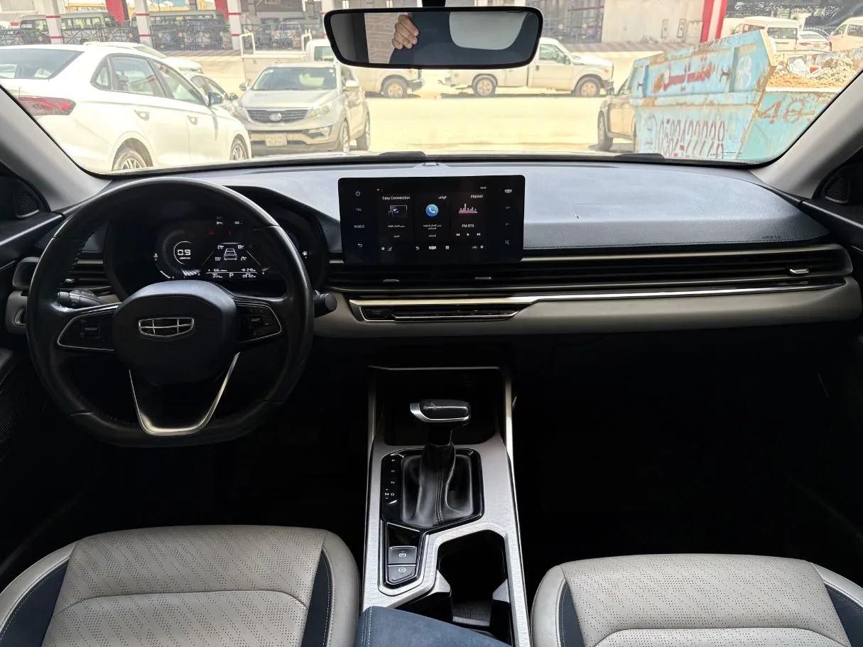 Car image 22