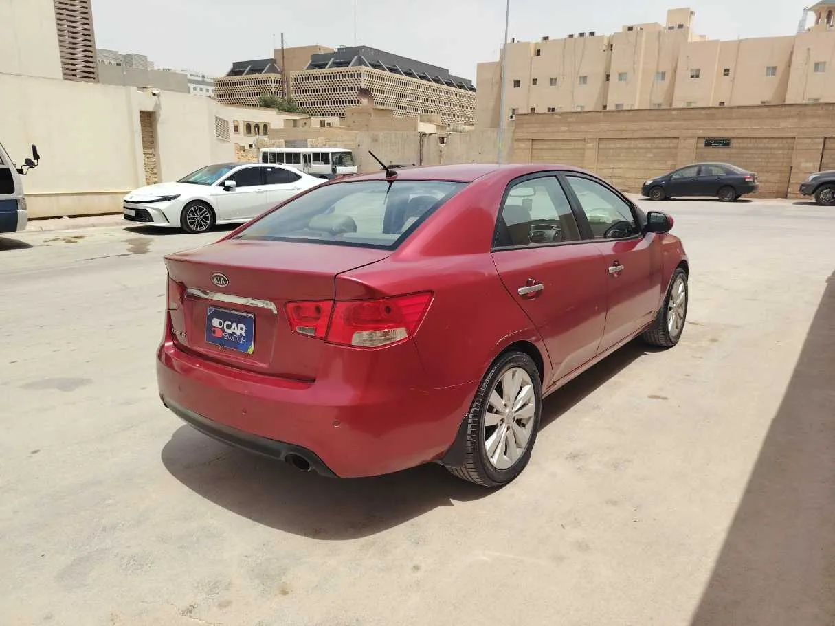 Car image 5