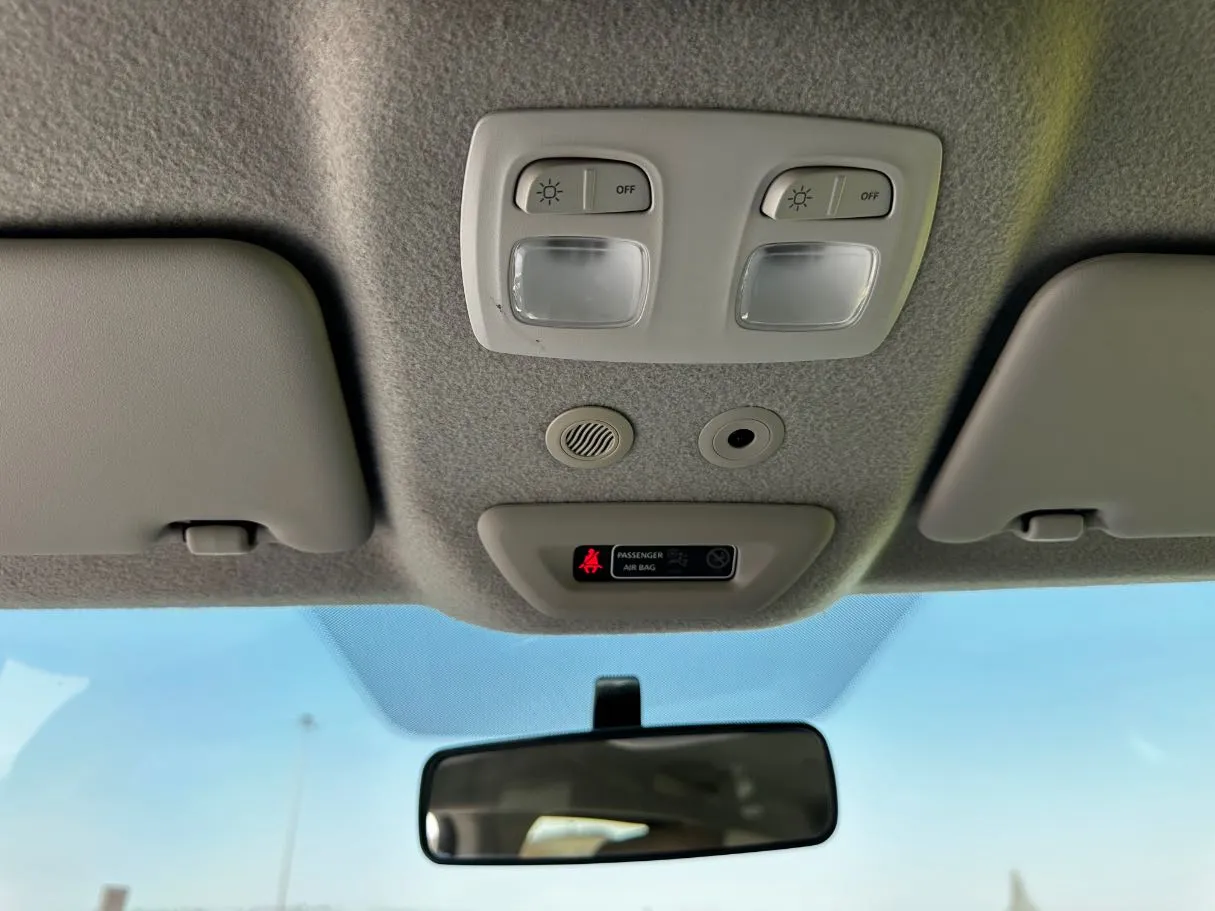 Car image 25