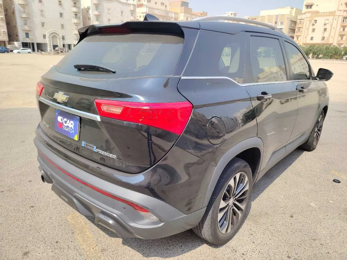 Car image 5