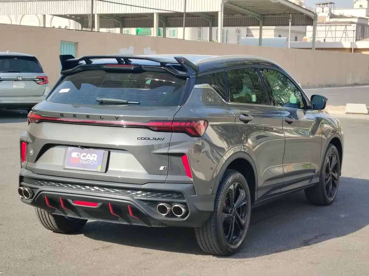 Car image 5