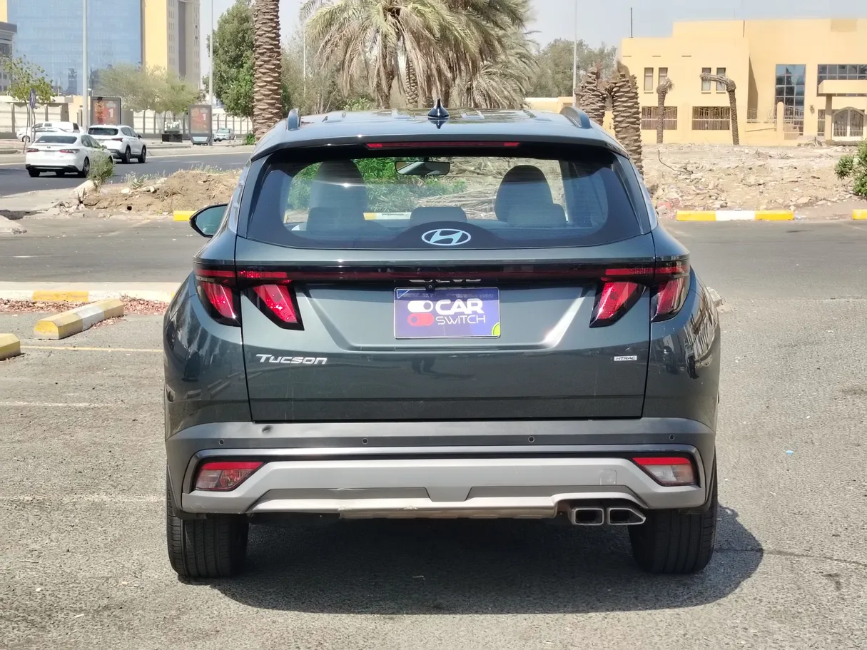 Car image 6