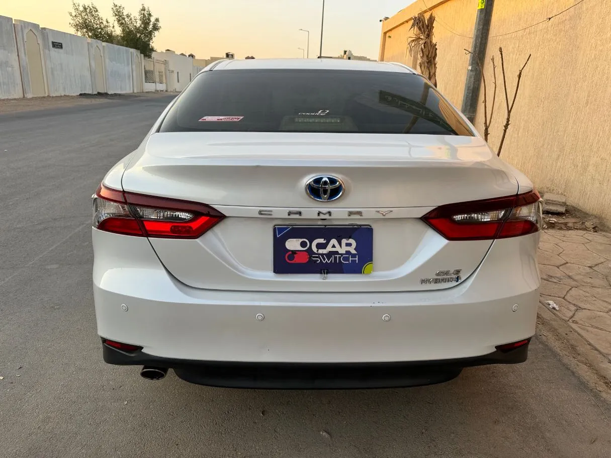 Car image 7